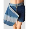 Falda pantalón vaquera cruzada mostrando pantalón interior %separator% Faldas mini %separator% Buscarmoda
