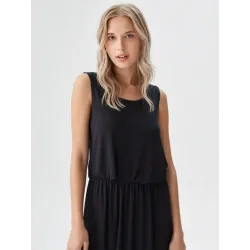 Black long flowy layered dress front view | Long Dresses | Buscarmoda