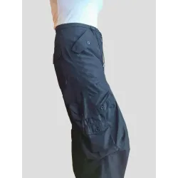 Pantalón cargo negro mujer tejido ligero | Pantalones | Buscarmoda
