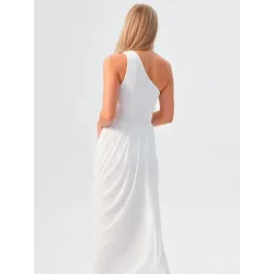 Elegant long white dress for women picked up on the back | Civil Wedding Guest Dresses | BUSCARMODA