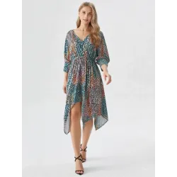 Vestido midi animal print asimétrico vista frontal | Vestidos midi | Buscarmoda