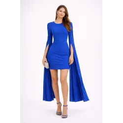 Detalle de mangas capa en vestido corto elegante mujer azul  | Vestidos cortos |Buscarmoda