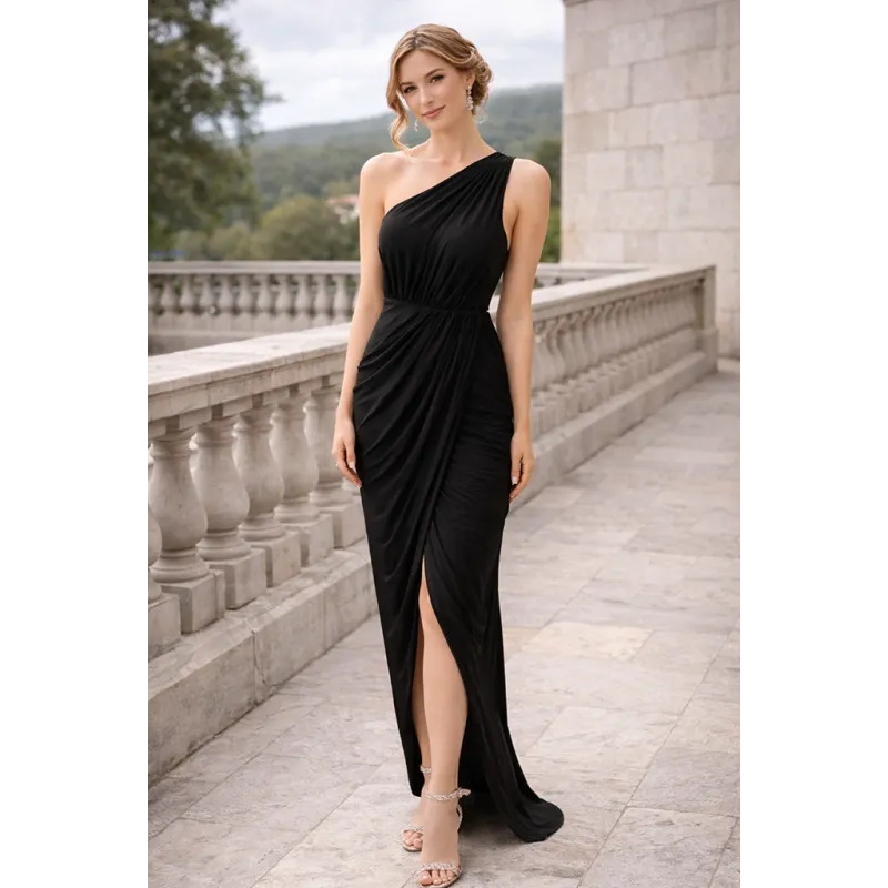 Vestido negro asimétrico griego elegante y drapeado con un solo hombro