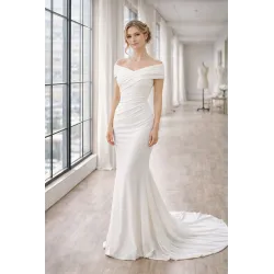 White Ceremony Long Dress elegant strapless with train