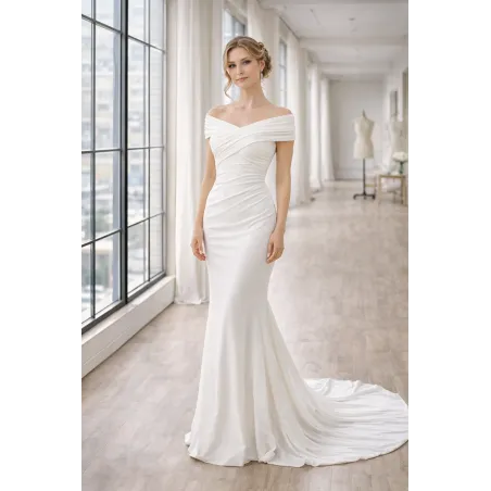 White Ceremony Long Dress elegant strapless with train
