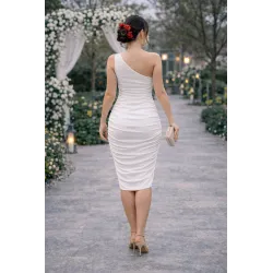 Vestido Blanco Griego Asimétrico Drapeado Midi espalda hombro derecho descubierto | VESTIDOS INVITADA BODA CIVIL | BUSCARMODA