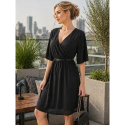 vestido negro escote pico vista frontal cuerpo entero | Vestidos cortos | Buscarmoda