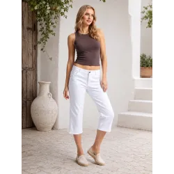 Pantalón blanco pirata mujer tiro alto elegante vista frontal