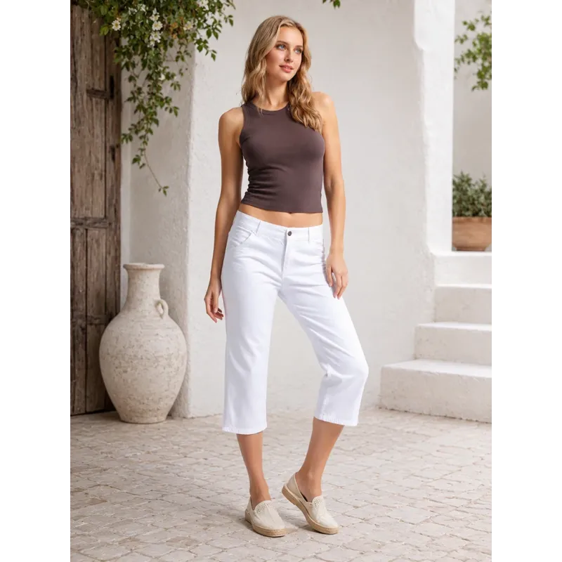 White women's high-waisted cropped trousers front view