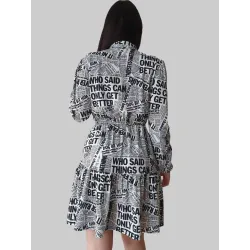 Midi newspaper print dress back view | Urban dresses | Buscarmoda