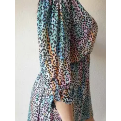 Detalle manga vestido midi animal print asimétrico | Vestidos midi | Buscarmoda