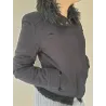 chaqueta algodón mujer entretiempo con cremallera y pelo desmontable, práctica y versátil para el día a día
