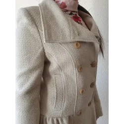 Beige winter coat women – crossover short with lapels crossover front with welt pockets | COATS | BUSCARMODA