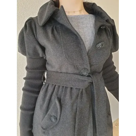 Abrigo gris mujer invierno tres cuartos elegante con cuello abullonado y mangas extraíbles